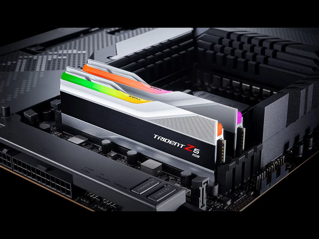 RAM DDR5 32GB Kit (2x 16GB) PC5-44800 5600 MT/s CL36 1.2V, G.SKILL Trident Z5 RGB