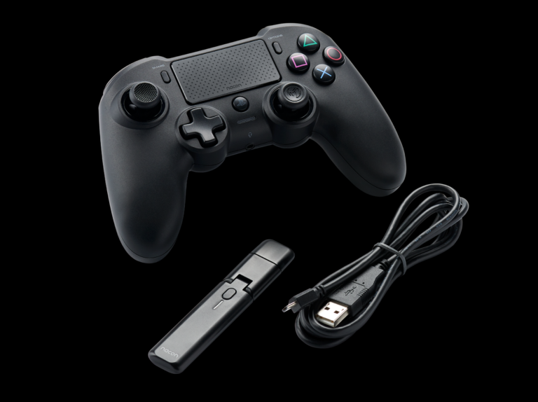 NACON PS4 ASIMETRIČNI BREZŽIČNI IGRALNI PLOŠČEK, ČRN