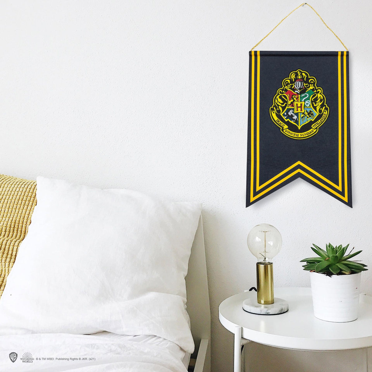 CINEREPLICAS: Harry Potter - Hogwarts stenska zastava