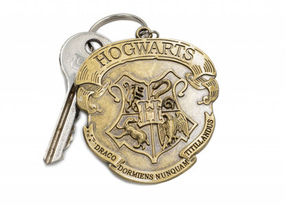 PYRAMID Harry Potter Hogwarts crest metal obesek