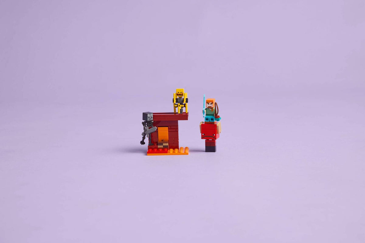 LEGO MINECRAFT - THE NETHER LAVA BATTLE #21266