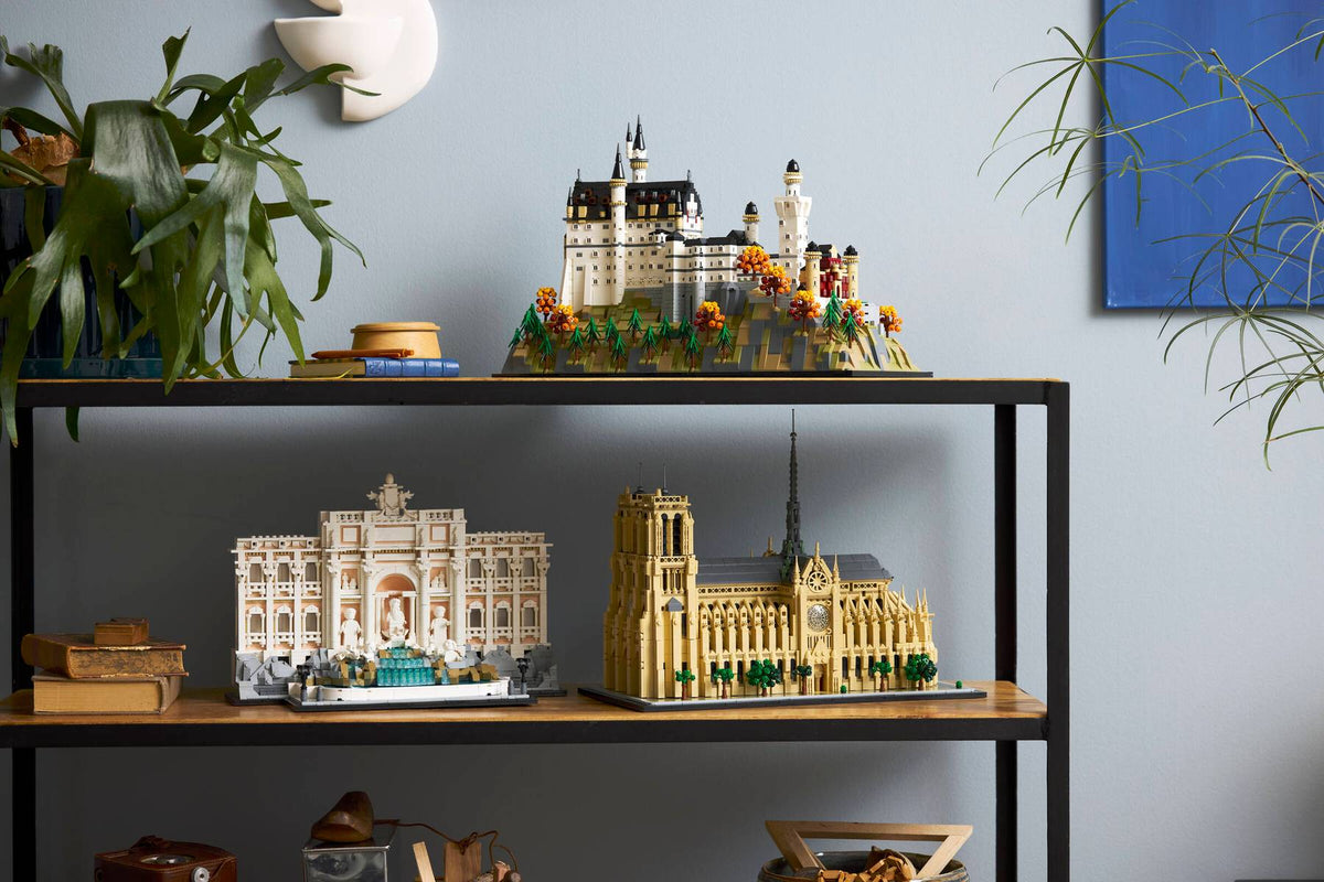 LEGO ARCHITECTURE - NEUSCHWANSTEIN CASTLE #21063