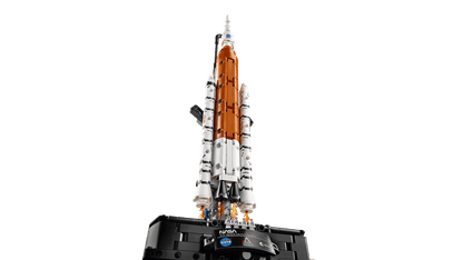 LEGO TECHNIC - NASA ARTEMIS SPACE LAUNCH SYSTEM ROCKET #42221