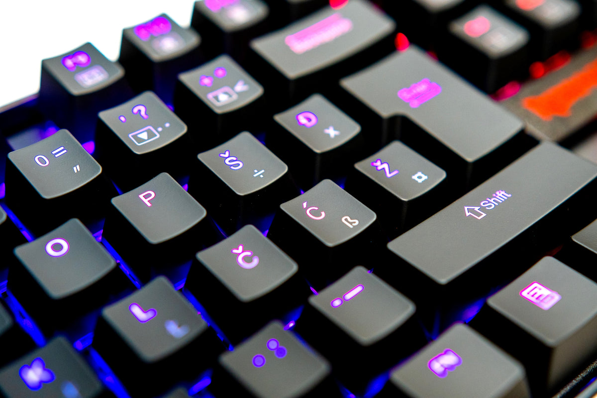 REDRAGON KUMARA K552RGB-1 RGB MEHANSKA TIPKOVNICA SLO/CRO