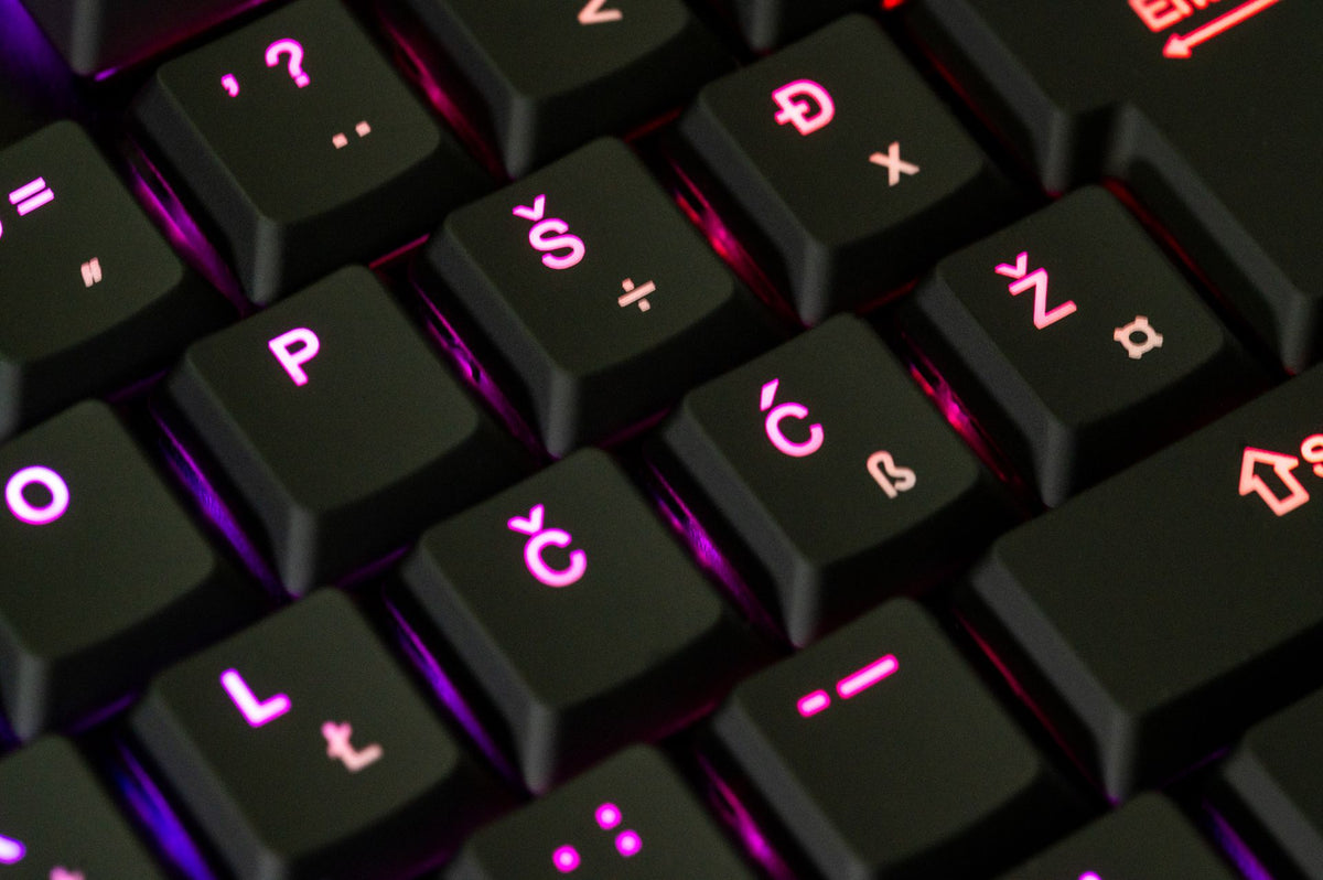 REDRAGON HORUS K619-RGB žična mehanska tipkovnica, rdeča stikala SLO/HR