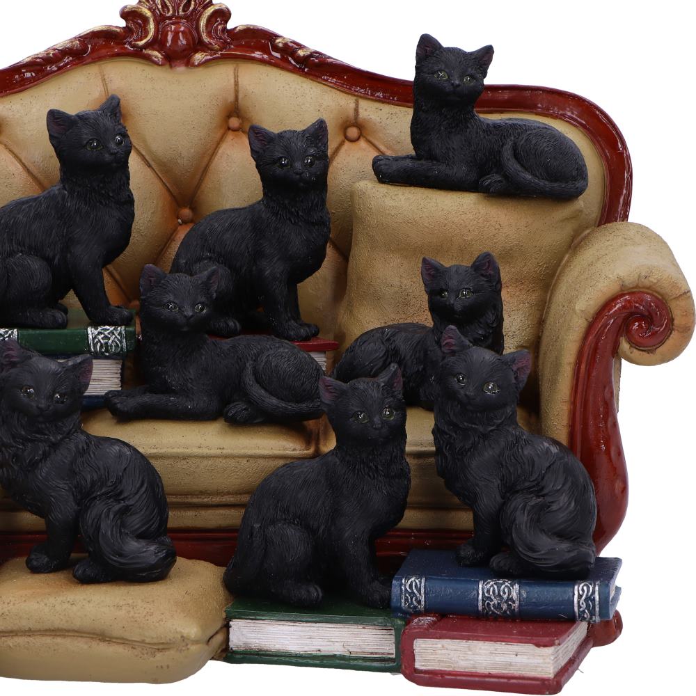 NEMESIS NOW COUCH CLOWDER ASSORTED figurica