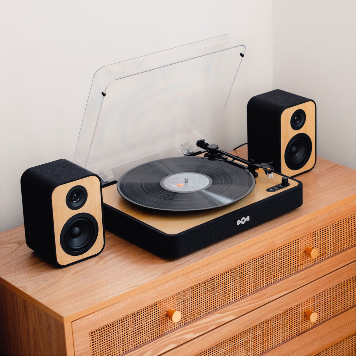 HOUSE OF MARLEY REVOLUTION BT gramofon z zvočniki - črne barve