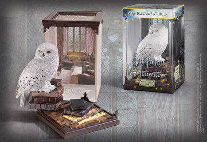 NOBLE COLLECTION Harry Potter magical creatures Hedwig figurica