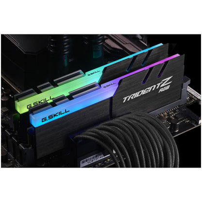 DDR4 16GB 3200MHz CL16 KIT (2x 8GB) G.Skill RGB Trident Z XMP2.0 1,35V Gaming črna (F4-3200C16D-16GTZR)