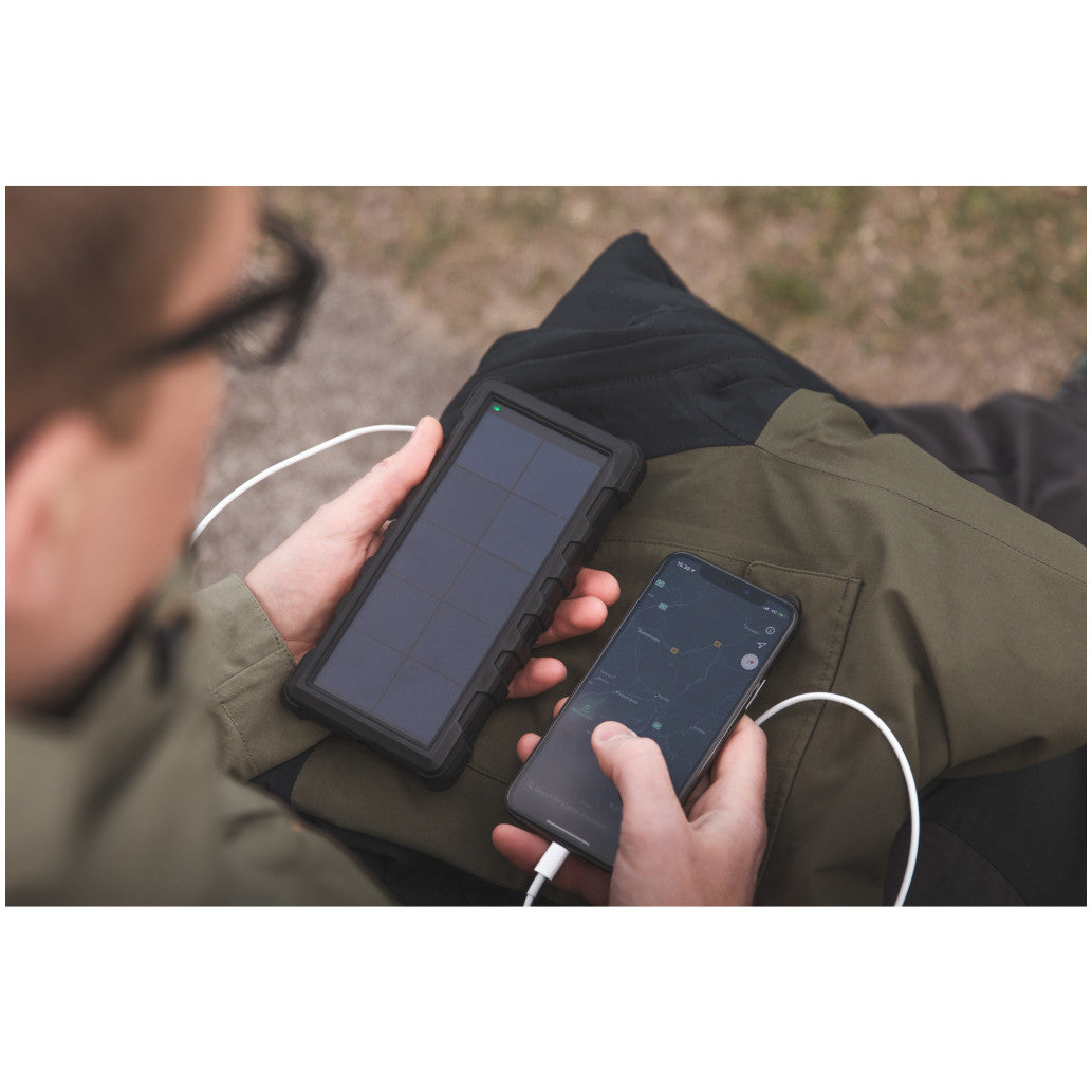 Prenosna baterija Sandberg Outdoor Solar Powerbank 24000mAh - črna