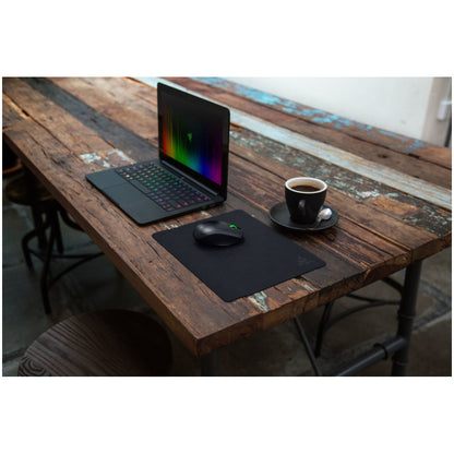 Podloga za miško Razer Goliathus Mobile Stealth Edition (RZ02-01820500-R3M1)