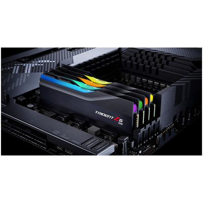 DDR5 32GB 6400MHz CL32 KIT (2x16GB) G.Skill Trident Z5 RGB 1,40V Gaming črna (F5-6400J3239G16GX2-TZ5RK)