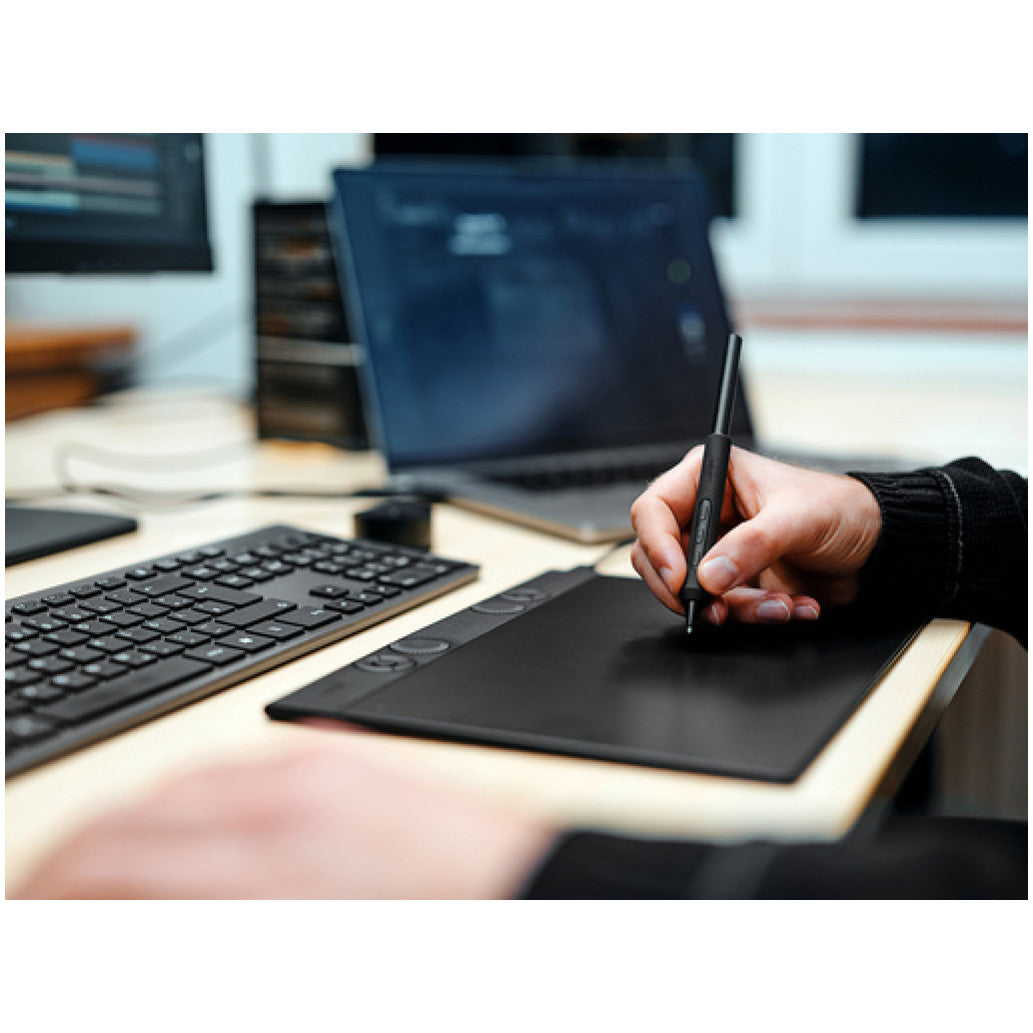 Grafična tablica Wacom Intuos PRO M - (PTK670K0B)