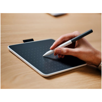 Grafična tablica Wacom One M - (CTC6110WLW1B)