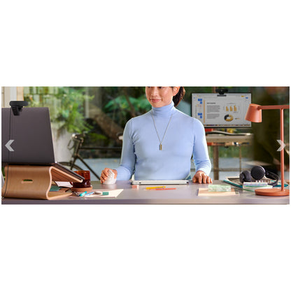 Miš brezžična + Bluetooth Logitech Lift Vertical za desničarje 4000DPI ergonomična roza (910-006478)