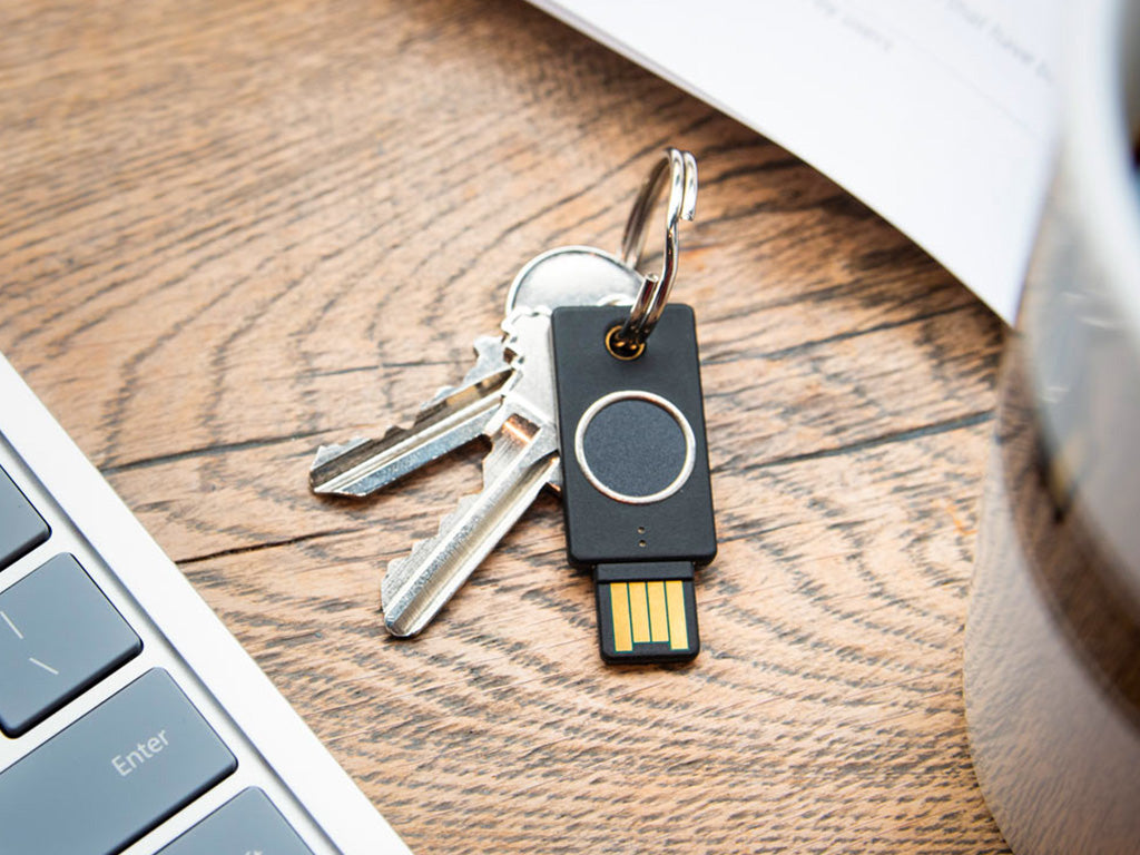 Varnostni ključ Yubico YubiKey Bio, FIDO Edition, USB-A