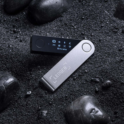 Ledger Nano X, denarnica za Bitcoin in druge kriptovalute, Onyx Black