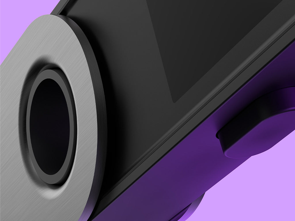 Ledger Nano S Plus, denarnica za Bitcoin in druge kriptovalute, črna
