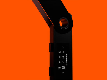 Ledger Nano S Plus, denarnica za Bitcoin in druge kriptovalute, črna