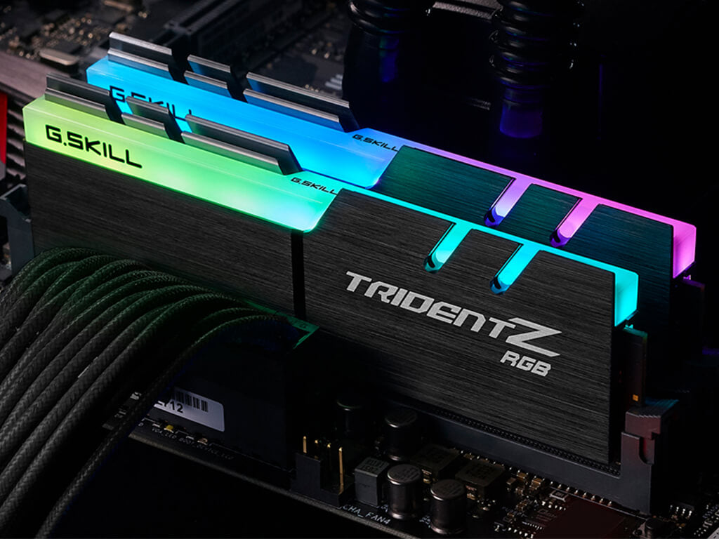 RAM DDR4 16GB Kit (2x8) PC4-25600 3200MHz CL16 1.35V, G.SKILL Trident Z RGB AMD