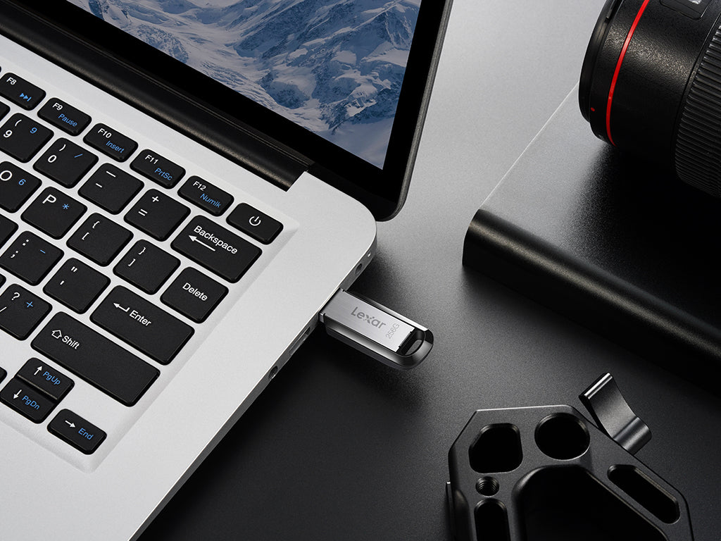 USB ključek Lexar JumpDrive M400, 256GB, USB 3.0, 150 MB/s
