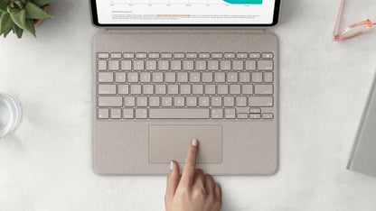Ovitek s tipkovnico Logitech Combo Touch za iPad Pro 13", M4, M5, grafiten, SLO g.