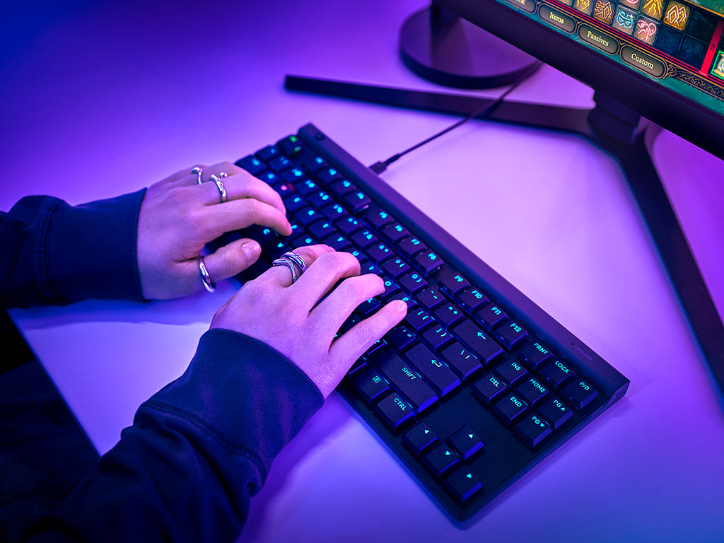 Tipkovnica Logitech G515 TKL, črna, SLO g.