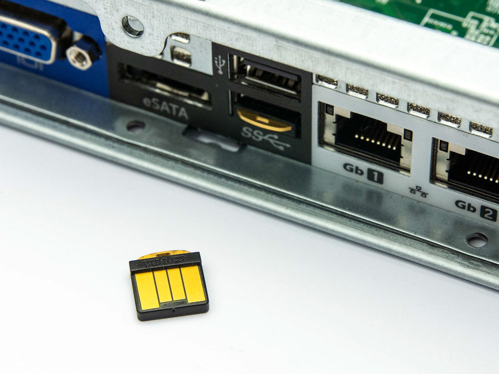Varnostni ključ Yubico YubiHSM 2 v2.4, USB-A nano