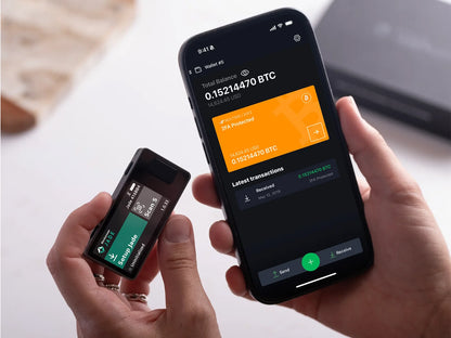Blockstream JADE Plus, denarnica za Bitcoin, črna