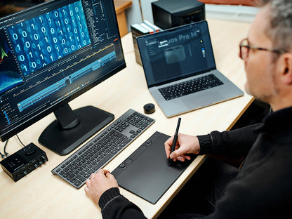 Grafična tablica Wacom Intuos Pro Medium 2025