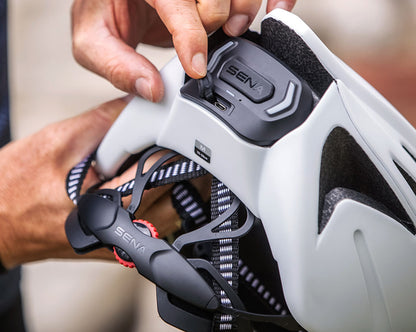 Kolesarska čelada SENA R2 EVO Smart Helmet, Mesh, Mat bela, M
