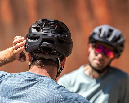 Kolesarska čelada SENA M1 EVO Smart Helmet, Mesh, Mat črna, L