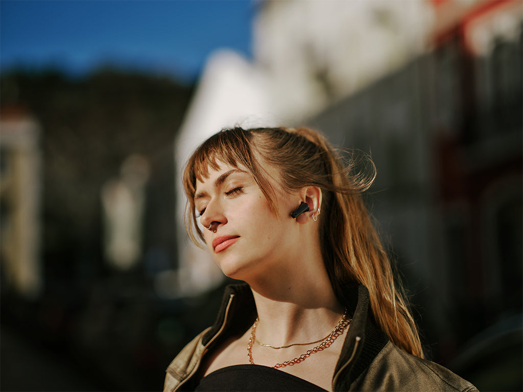 Slušalke Sennheiser Accentum Open, True Wireless, črne