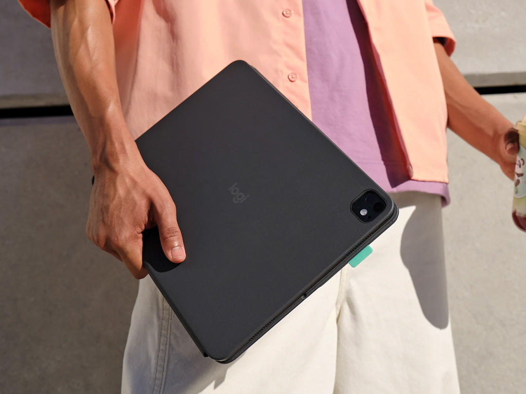 Ovitek s tipkovnico Logitech Flip Folio za iPad Pro 13 (M4) in iPad Air 13 (M2 & M3), grafit, Slo g.