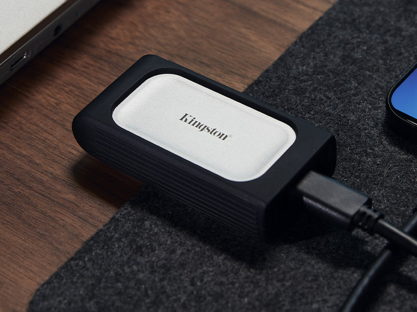Zunanji SSD 500GB Type-C USB 3.2 Gen2x2 NVMe, IP55, Kingston XS2000 (SXS2000/500G)