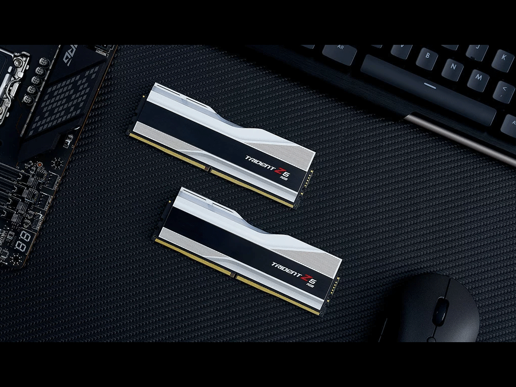 RAM DDR5 32GB Kit (2x 16GB) PC5-44800 5600 MT/s CL36 1.2V, G.SKILL Trident Z5 RGB