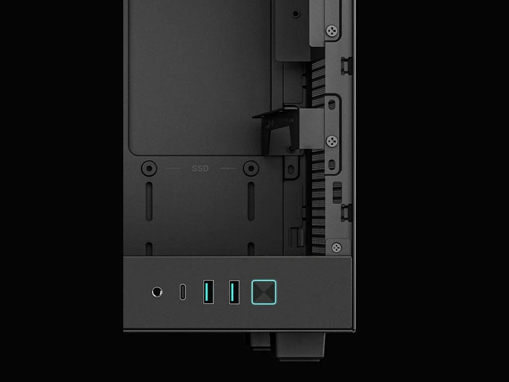 Računalniško ohišje DeepCool CH160 PLUS, ITX, Micro-ATX, kaljeno steklo, črno