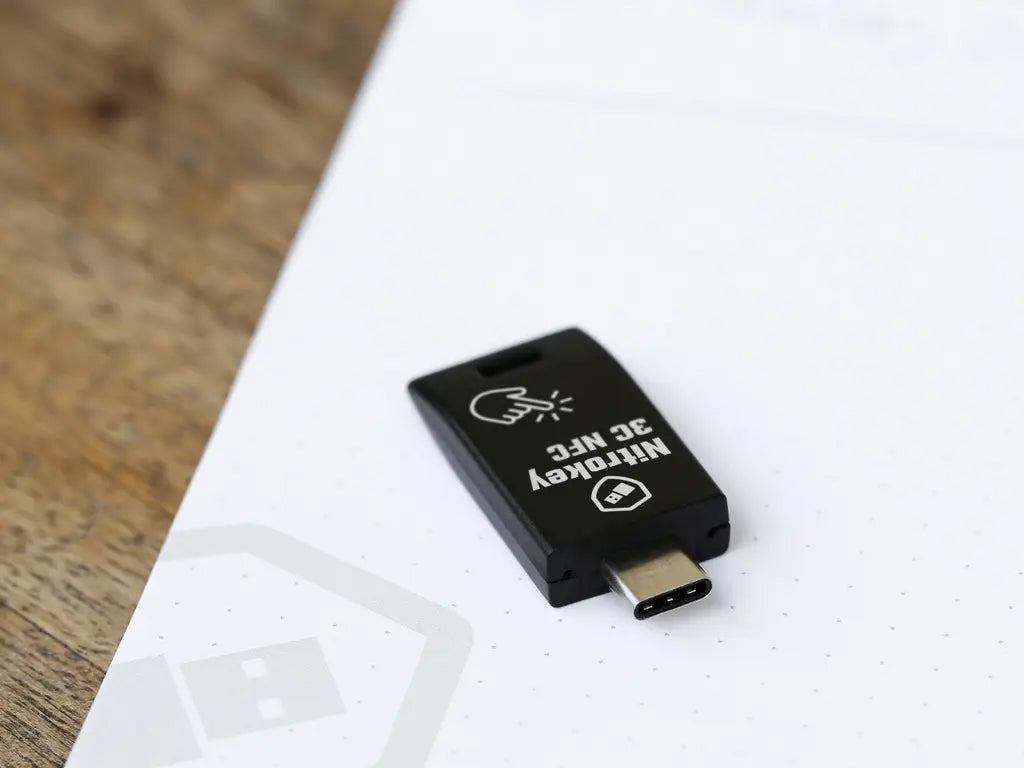 Varnostni ključ Nitrokey 3C NFC, USB-C