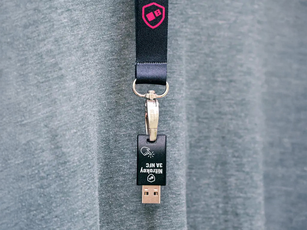 Varnostni ključ Nitrokey 3A NFC, USB-A
