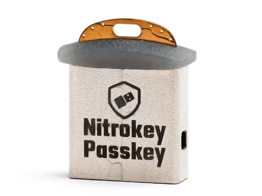 Varnostni ključ Nitrokey Passkey, USB-A
